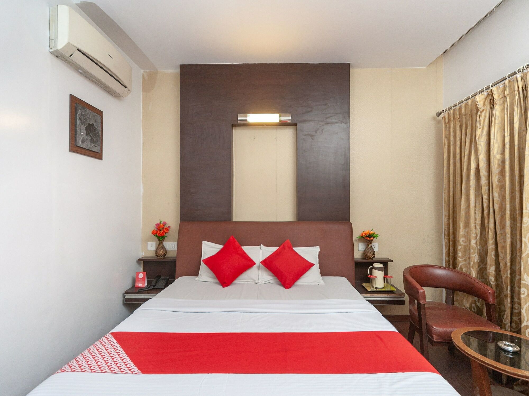 Oyo 19674 Apoorva'S Guest House 钦奈 外观 照片